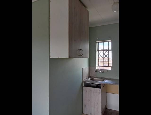 2 BEDROOM APARTMENT FOR SALE IN FLEURHOF